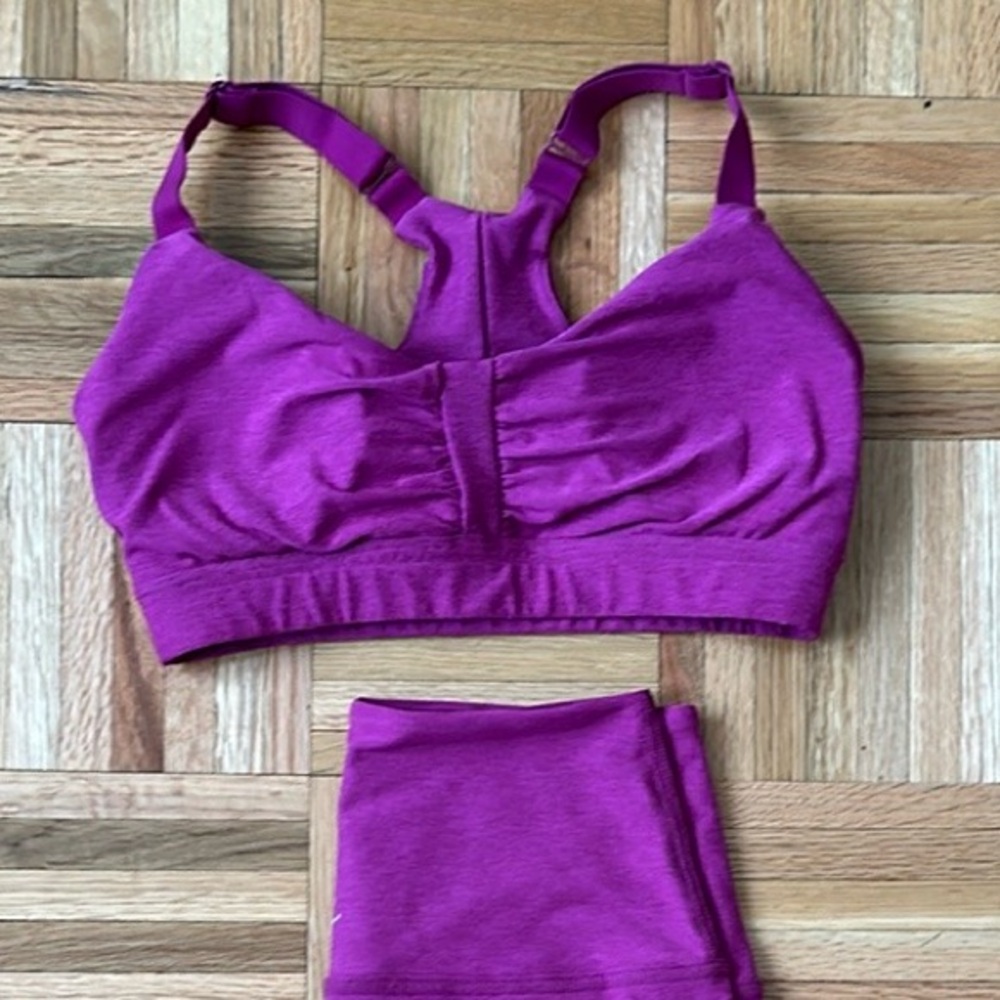 NWOT beyond yoga bra